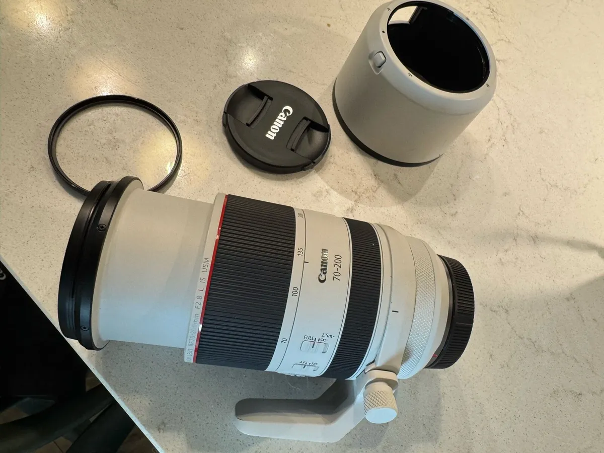 canon rf 70 - 200mm f2.8 lens like new - Image 2