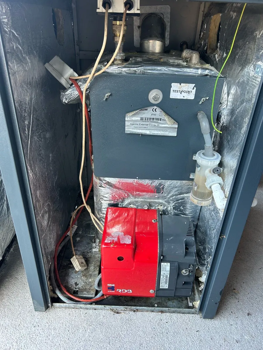 Oil boiler - Image 2