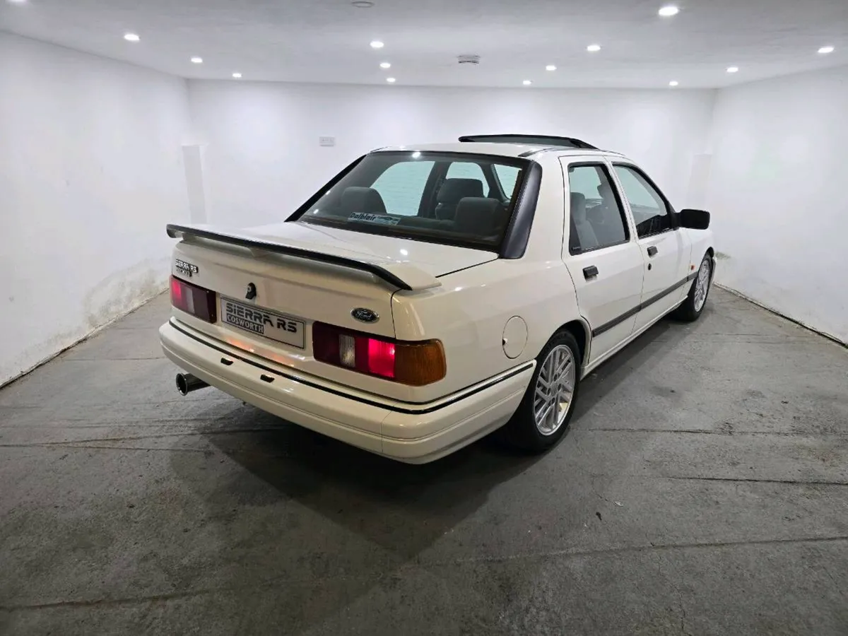 Ford Sierra RS Cosworth chaser twincam landcruiser - Image 4