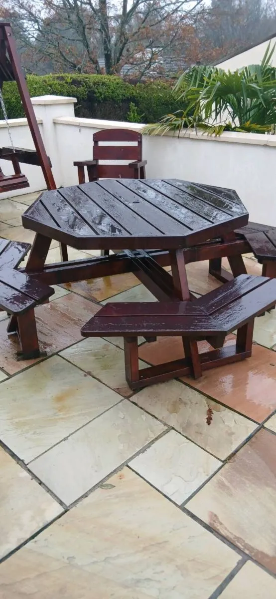 8 seater garden table - Image 2