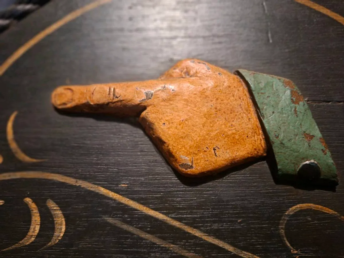 Vintage Hand-Painted Wooden Restaraunt Sign - Image 4