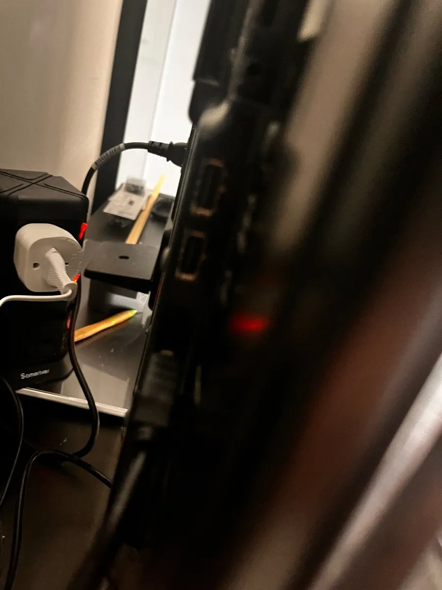 Panasonic tv 50 inches - Image 4