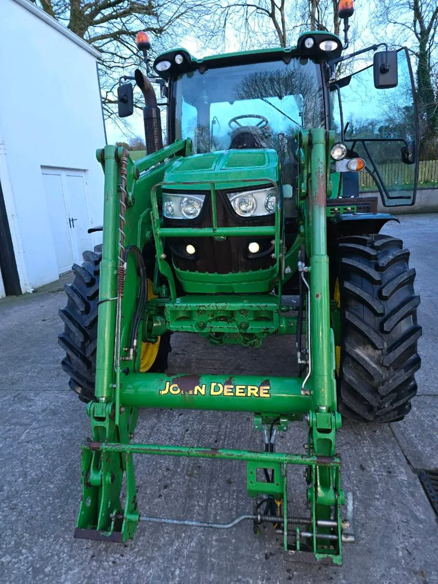 John Deere 6125r - Image 4