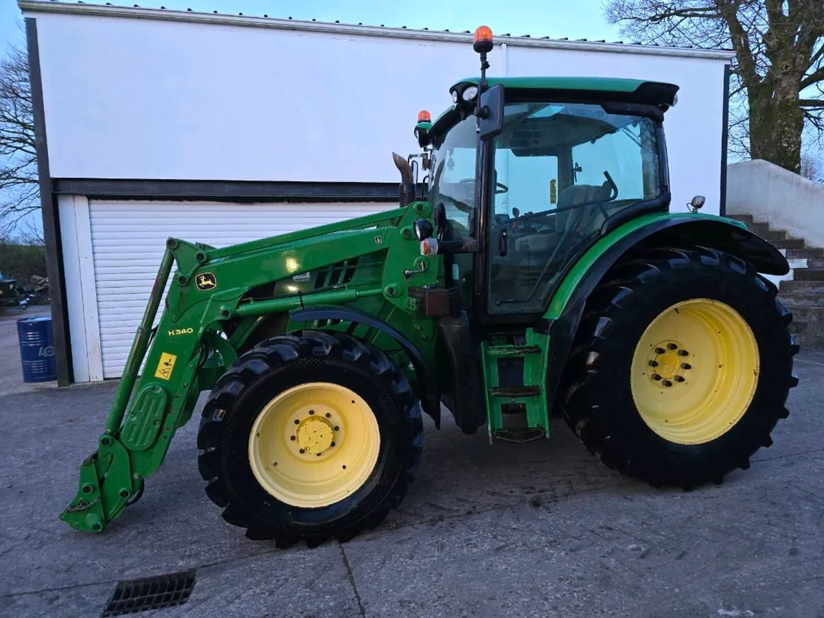 John Deere 6125r - Image 1