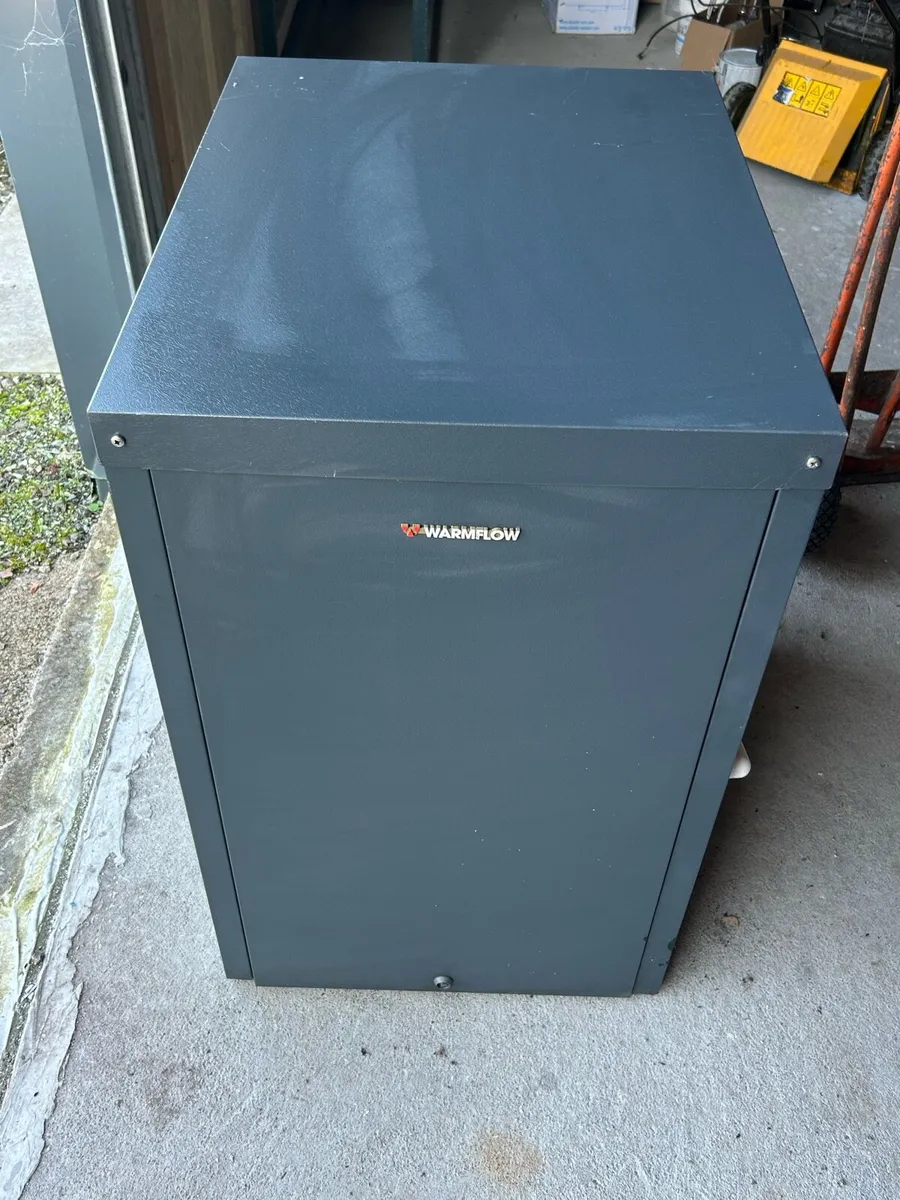 Warmflow oil boiler - Image 1