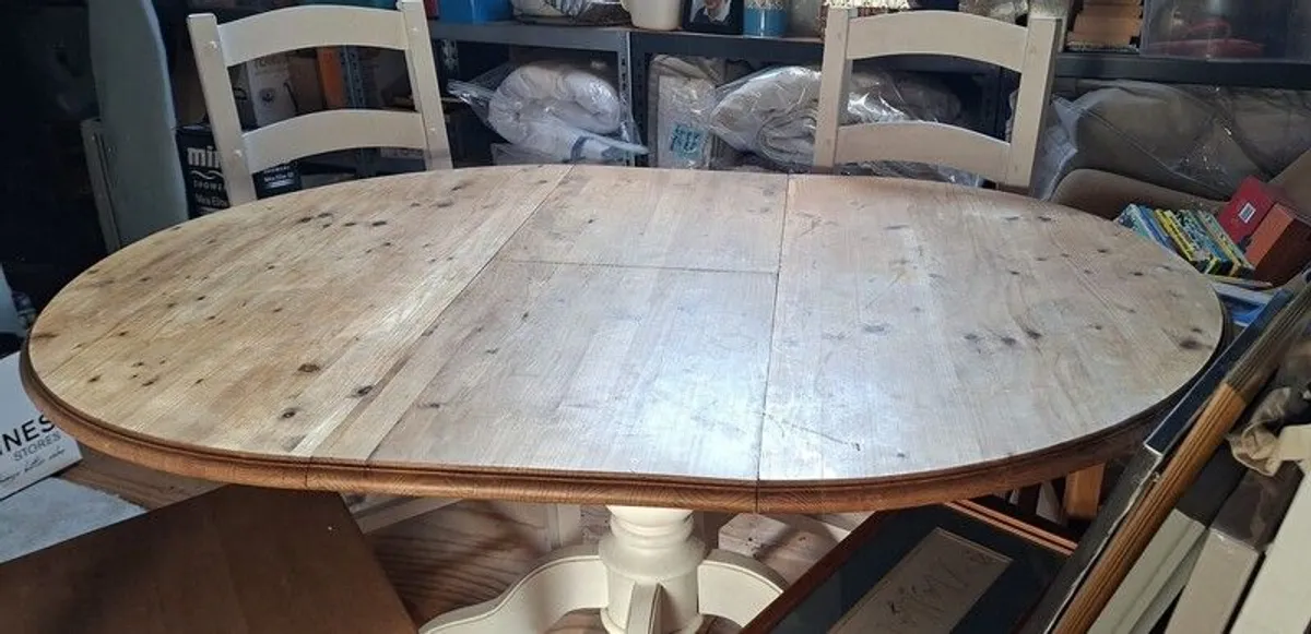 Dining room table and chairs - Image 3