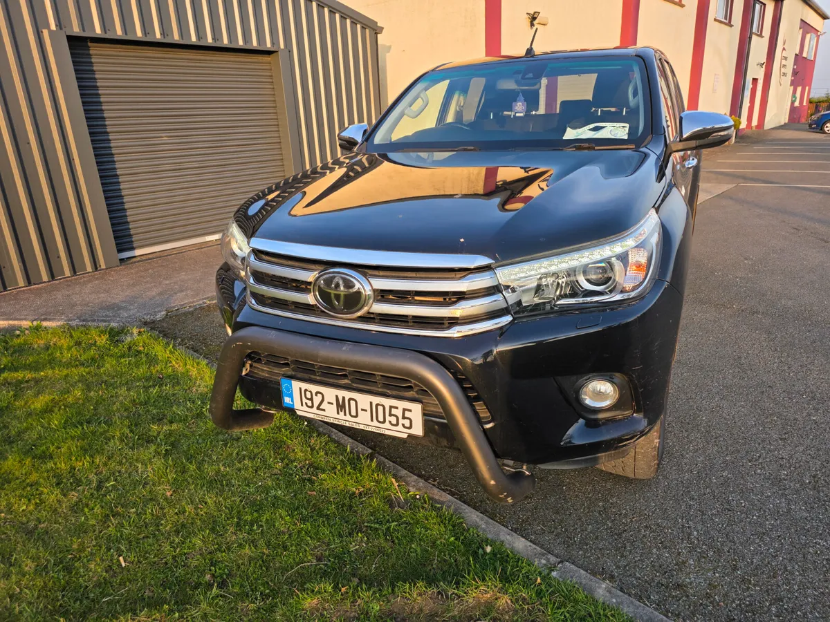 2019 TOYOTA HILUX INVINCIBLE (NO VAT) - Image 4
