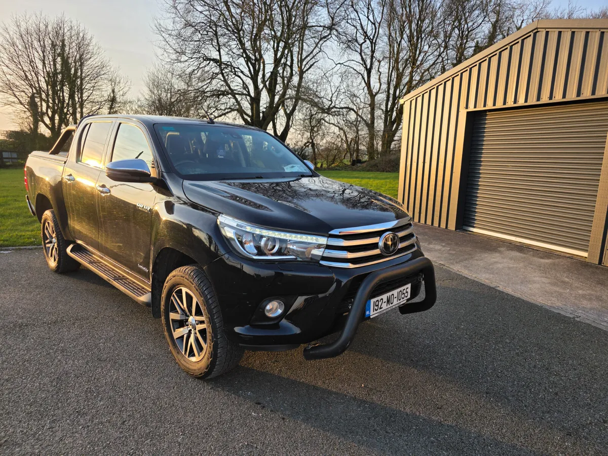 2019 TOYOTA HILUX INVINCIBLE (NO VAT) - Image 2