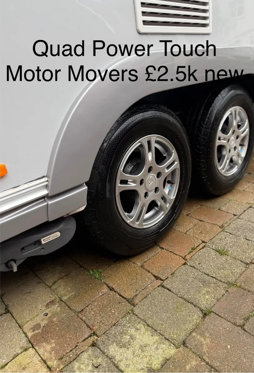 ADRIA ADORA 632DT SAVA  5 BERTH (BUNK BEDS X2) - Image 4