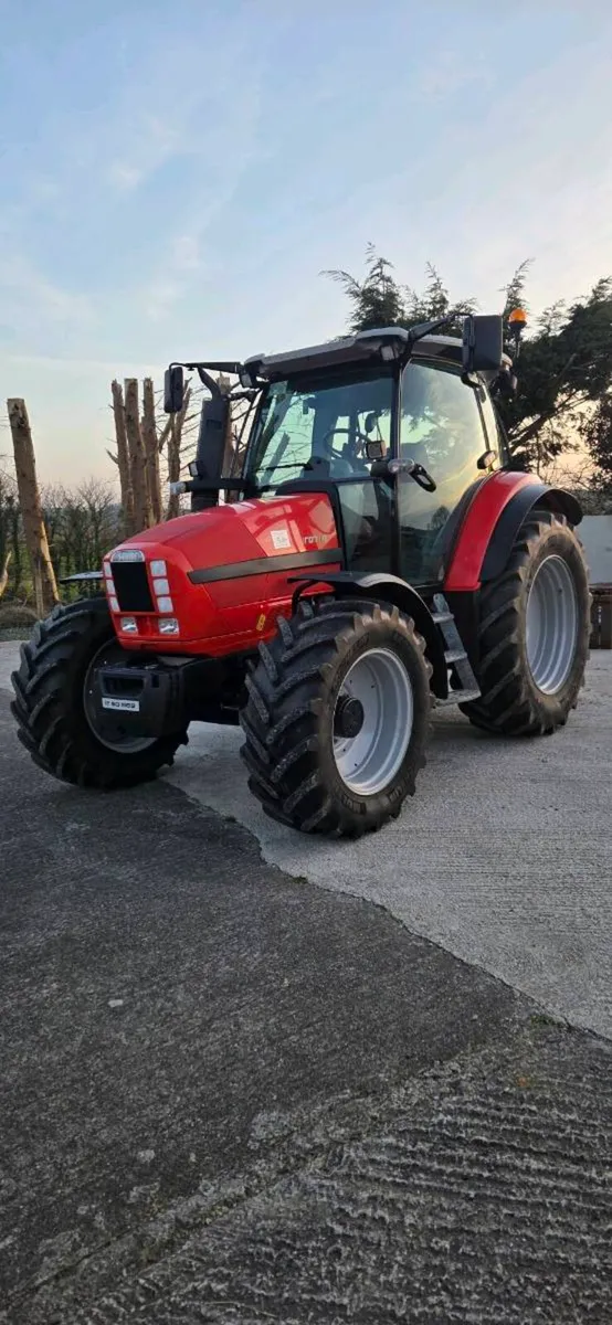 Same Iron - 1780hrs - as new - Image 1