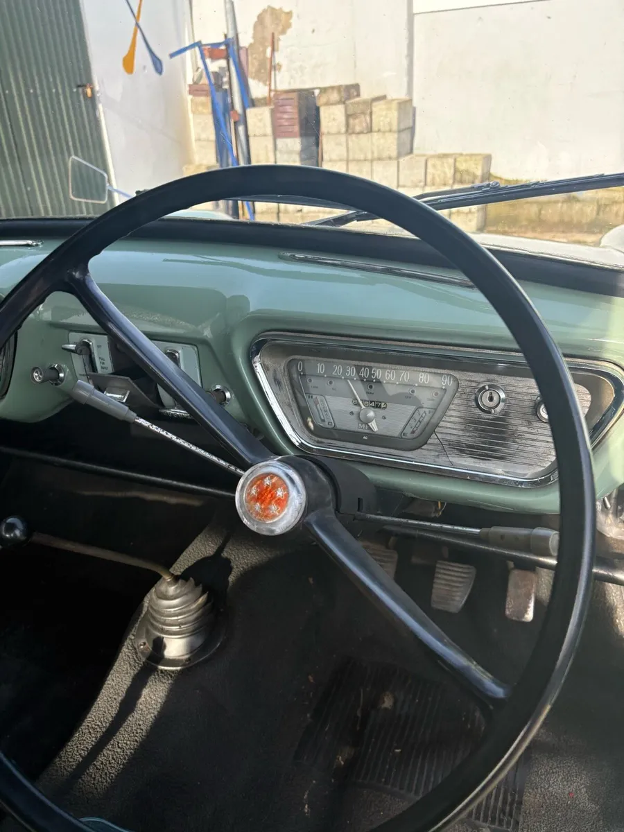 Ford Anglia - Image 3