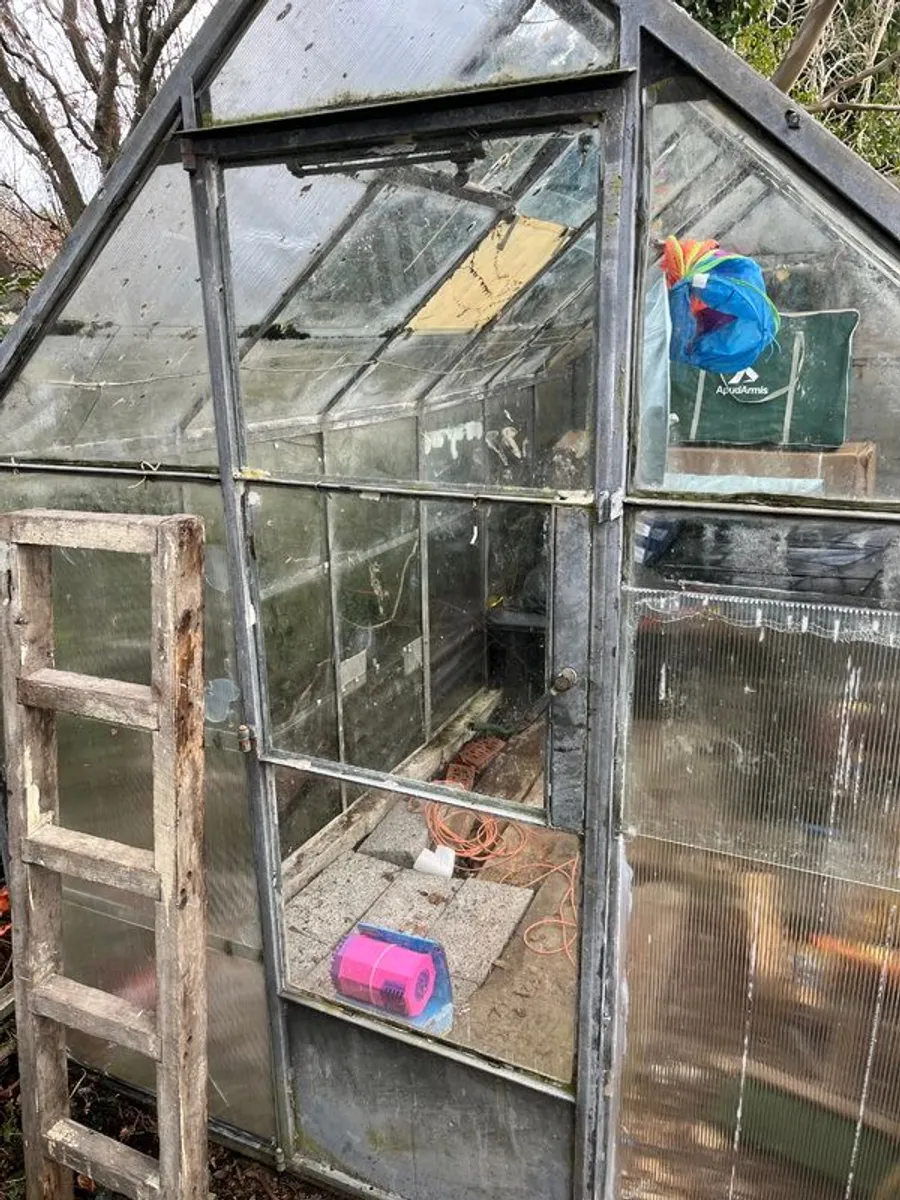 Glass Greenhouse - Image 2