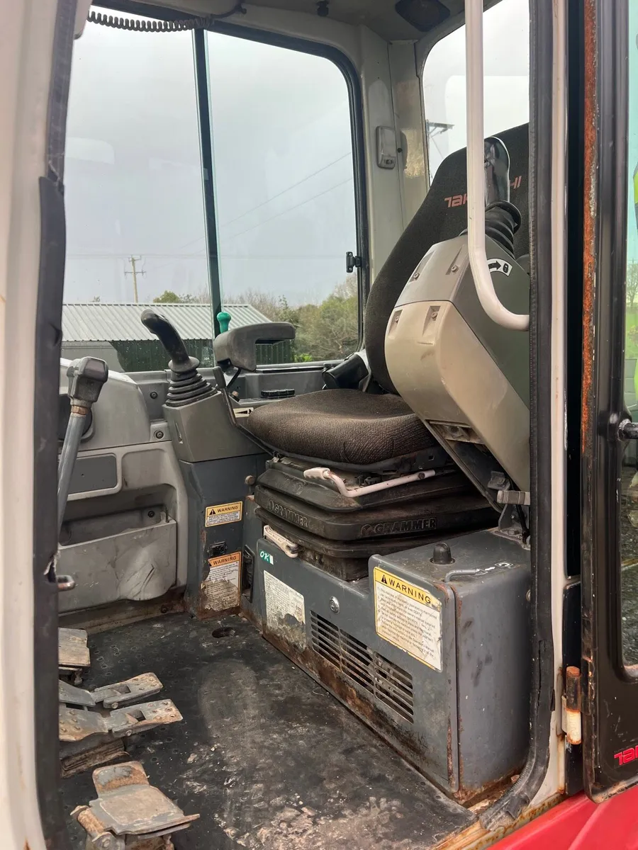 Takeuchi Tb228 - Image 4