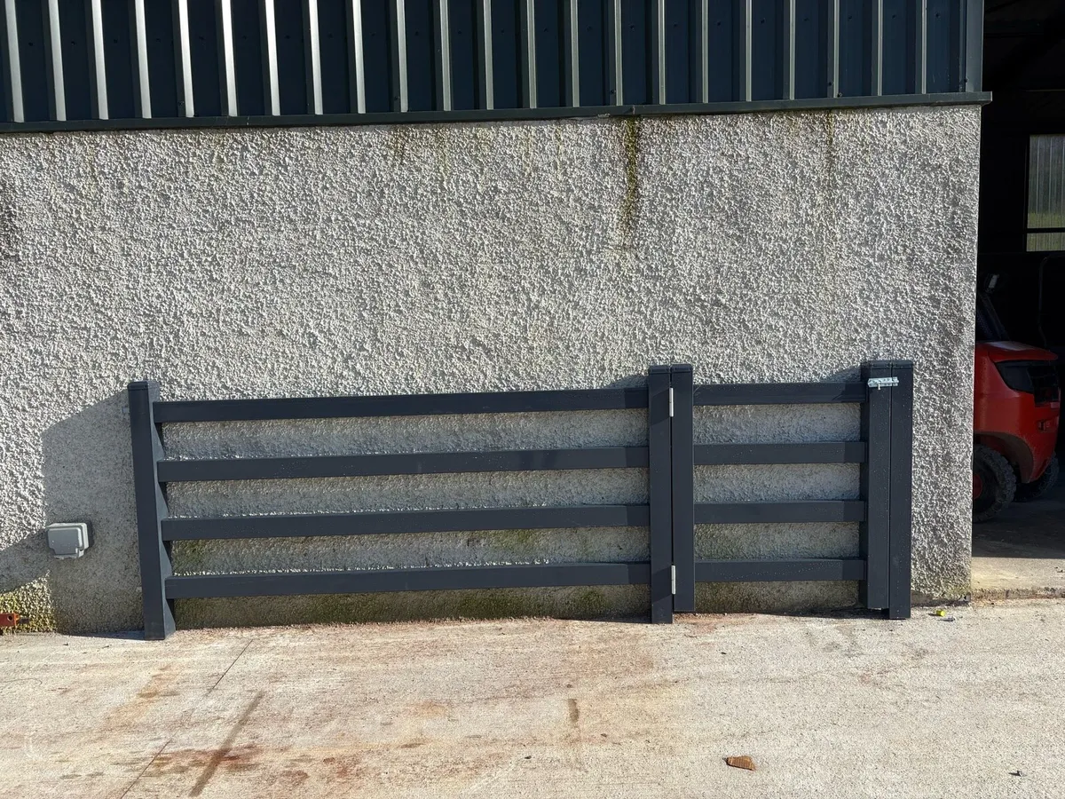 Steel Drail fencing - Image 3