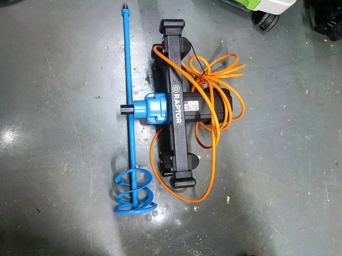 Raptor professional mixer. Brand new