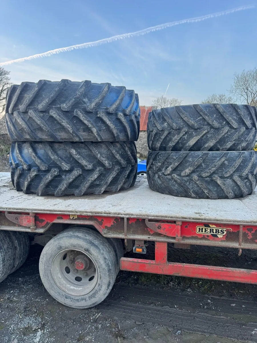 Tractor tyres - Image 1