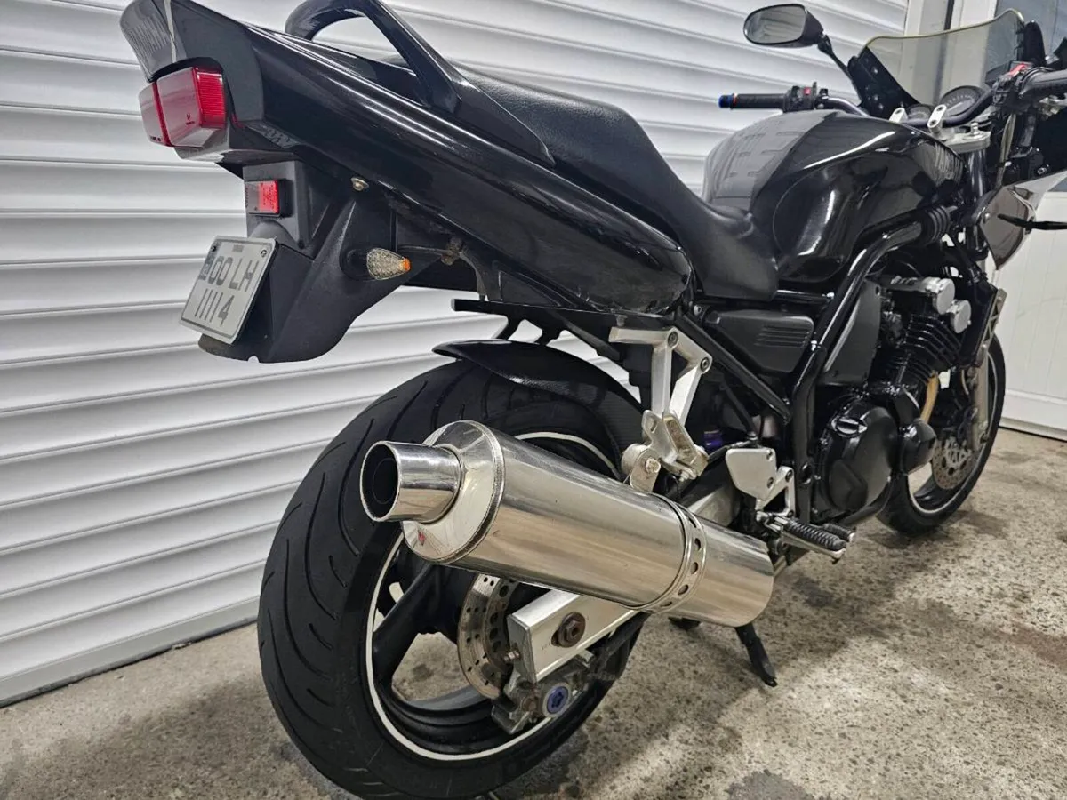 Yamaha Fazer 600 - Image 4