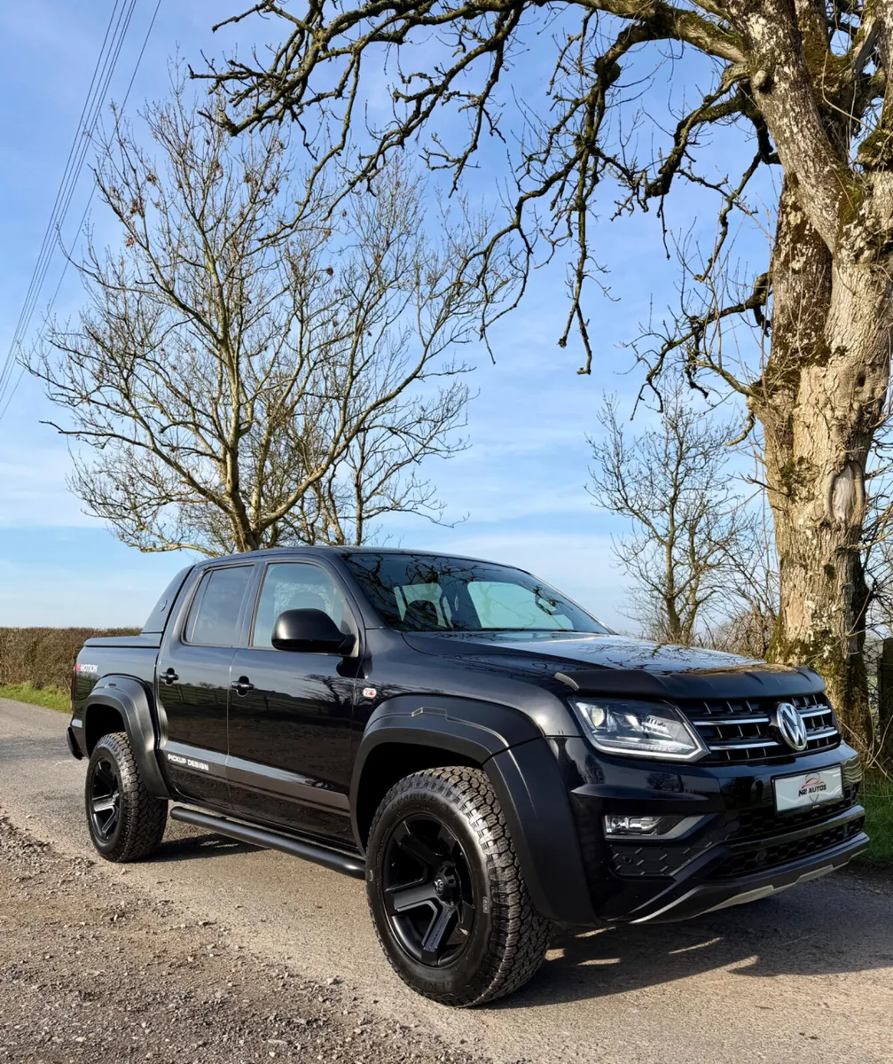 2019/192 Volkswagen Amarok Aventura Black Edition - Image 4