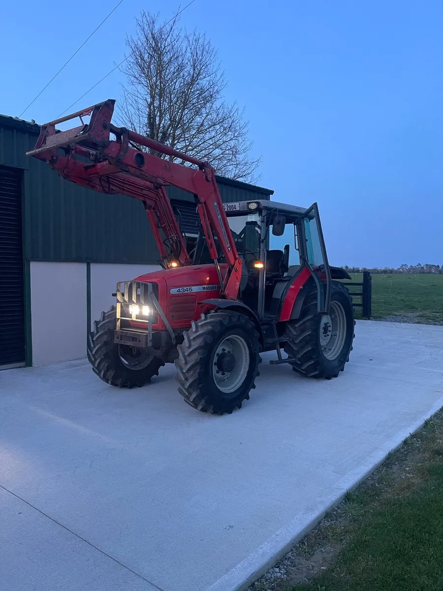 Massey Ferguson 4345 - Image 1