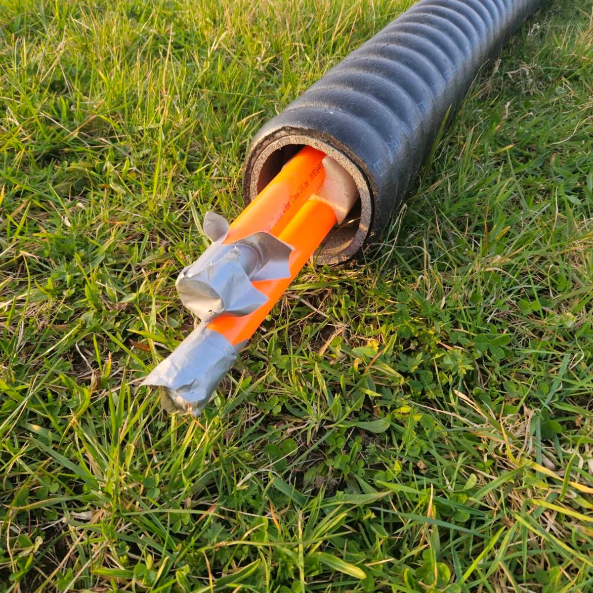 Twin wall insulated pipe - Image 1