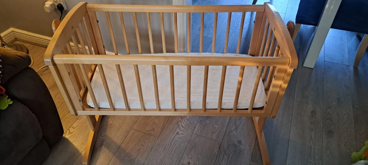 Wooden crib