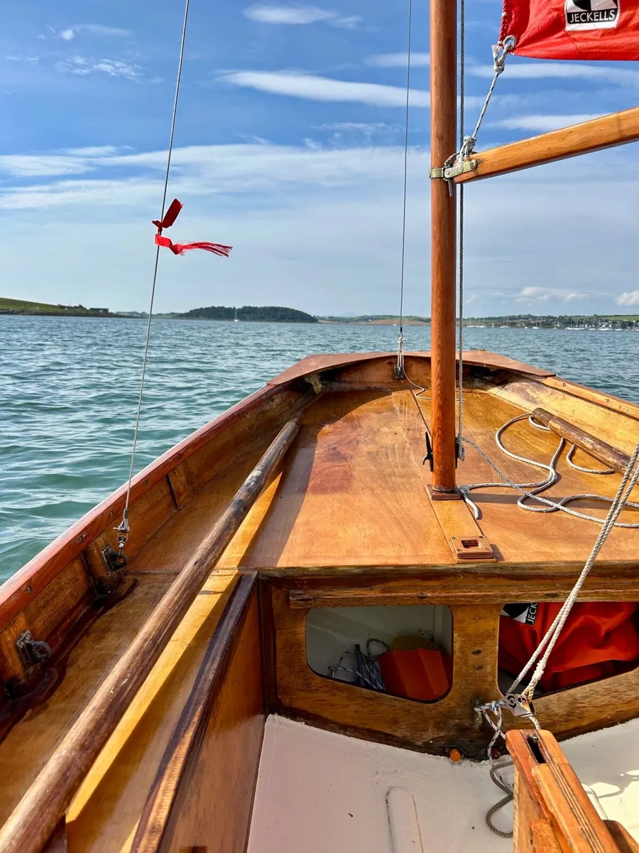 Mirror dinghy - Image 4