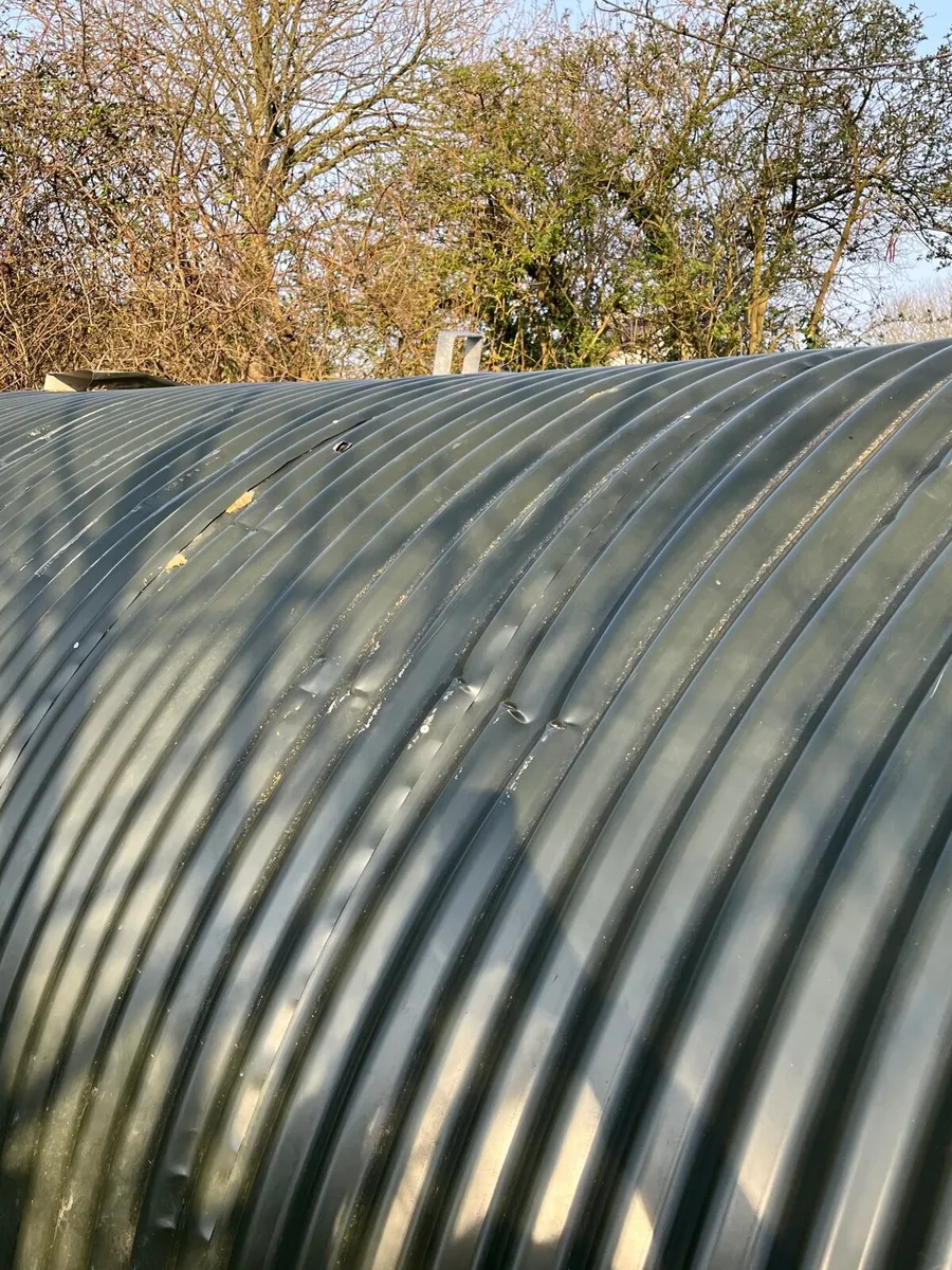 Horse shelter - Image 3