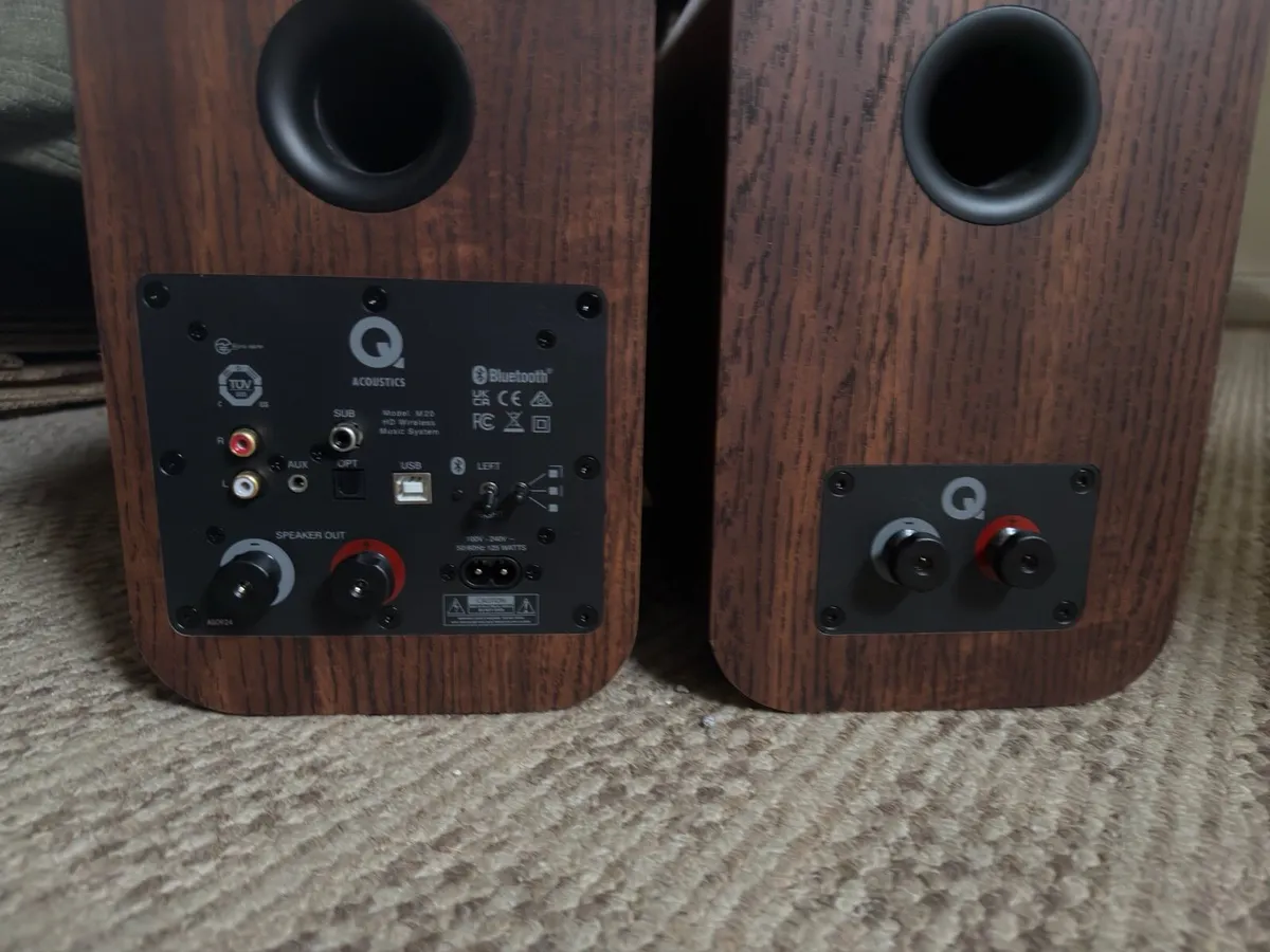Q acoustics M20 Bookshelf Speakers (Walnut) - Image 3