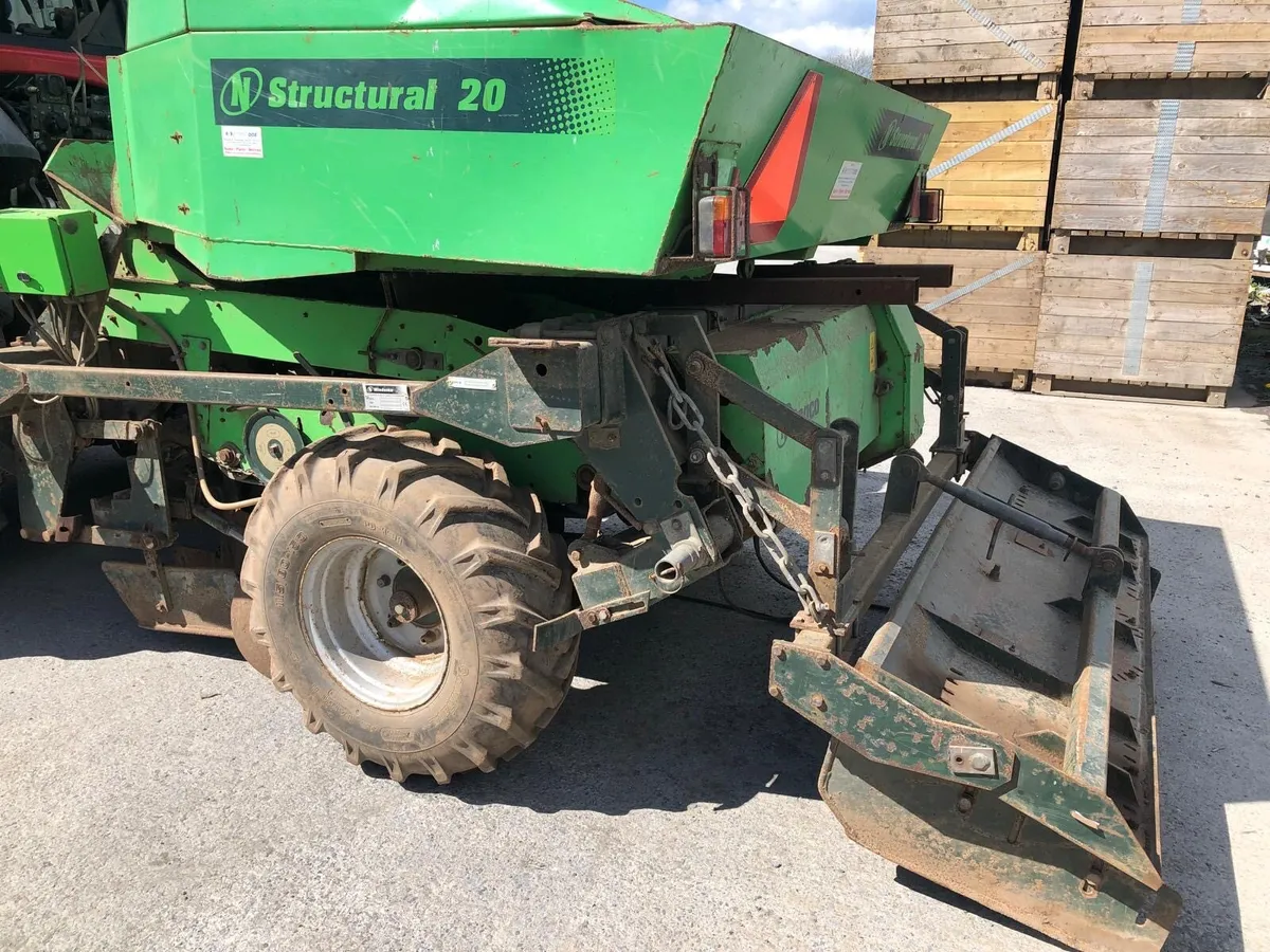 Structural potato planter and NH row crop wheels - Image 4