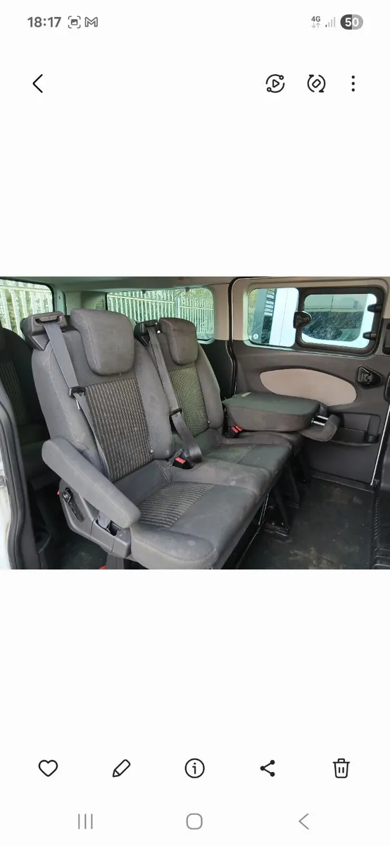 141g3986 Ford Tourneo 9 seats - Image 3