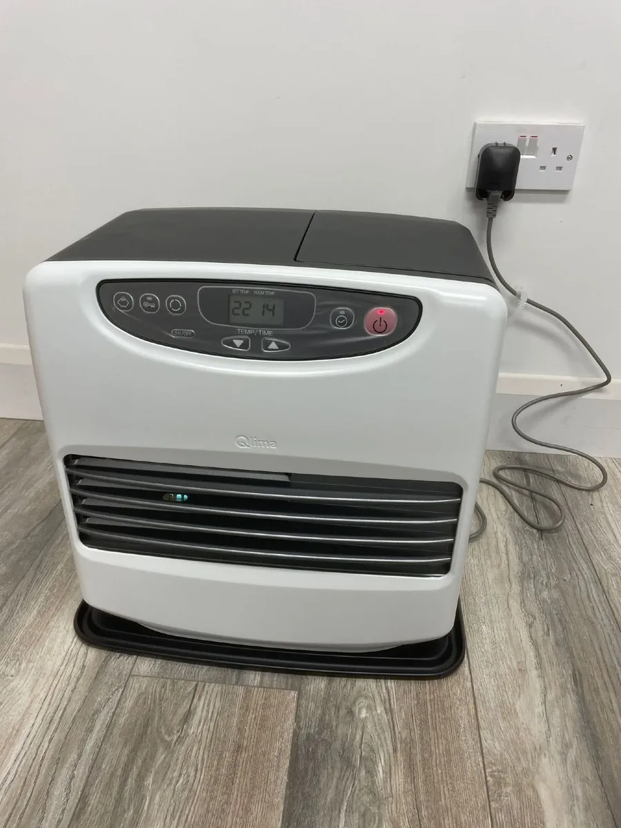 🔥 Qlima 4.6kW ROLF Fan-Assisted Paraffin  Heaters - Image 1