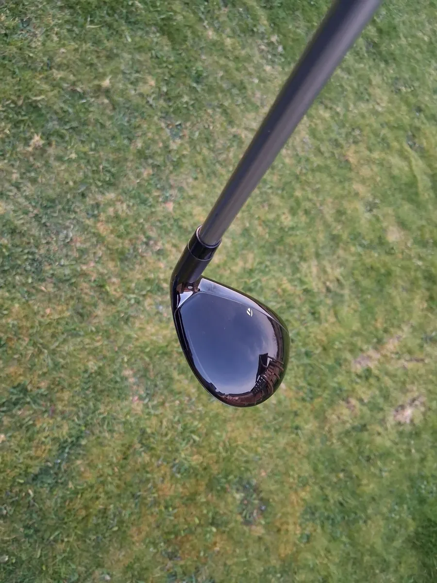 Taylormade qi10 max hybrid - Image 2