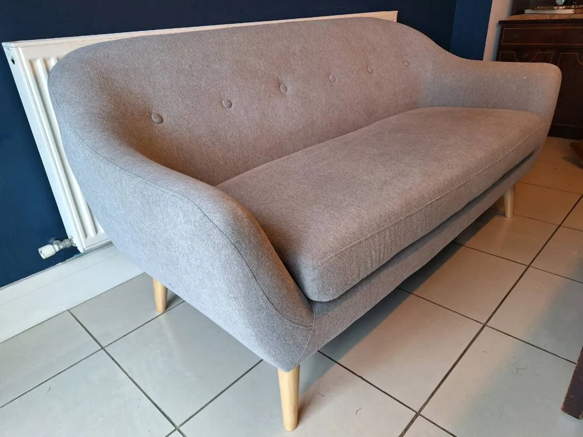 Couch - Image 1