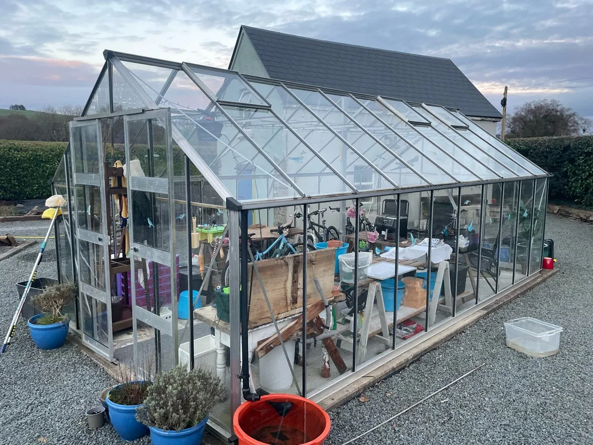 Glass house / Green house - Image 2