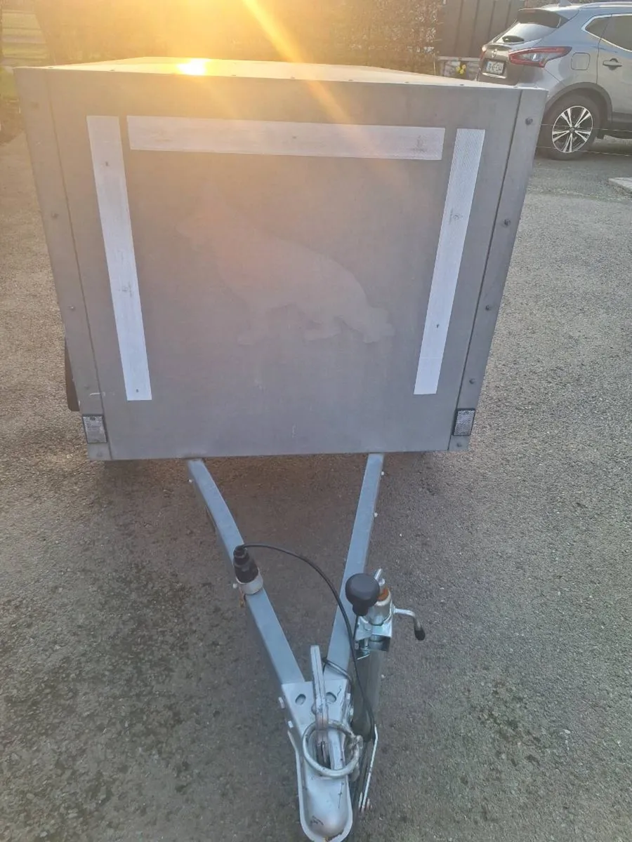 Dog Trailer - Image 4