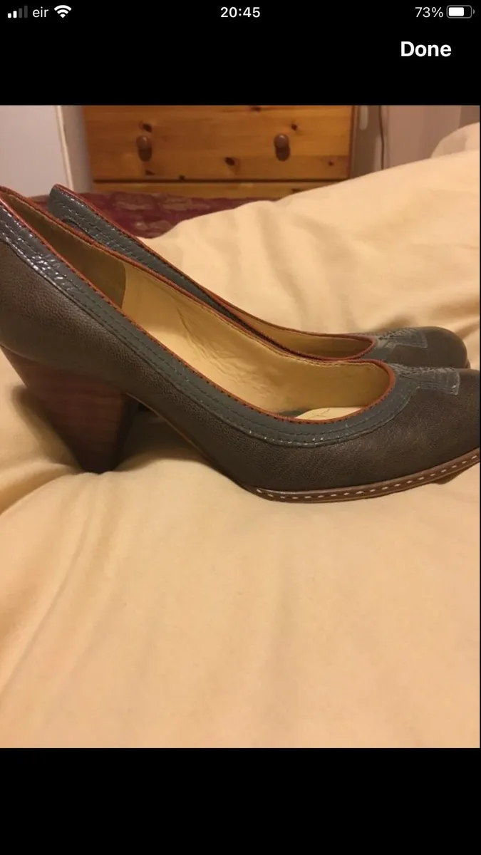 Ladies  Clark’s shoes size 5.5 €10 - Image 3