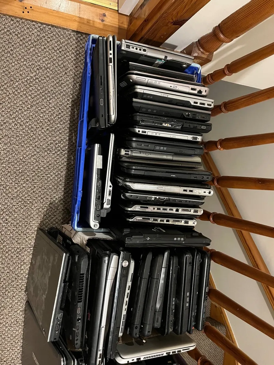 Laptops for Parts (Lot 60 pcs, Various Models) - Image 1