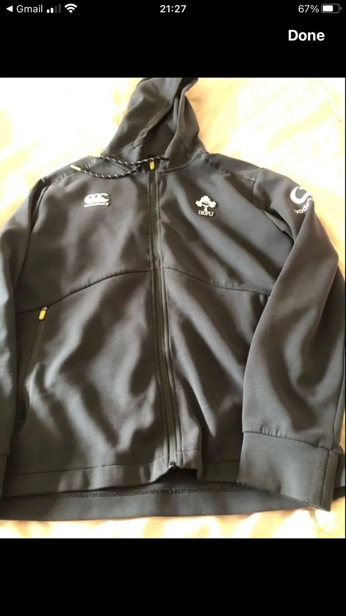 Mens Ireland hoodie size L €10 - Image 2