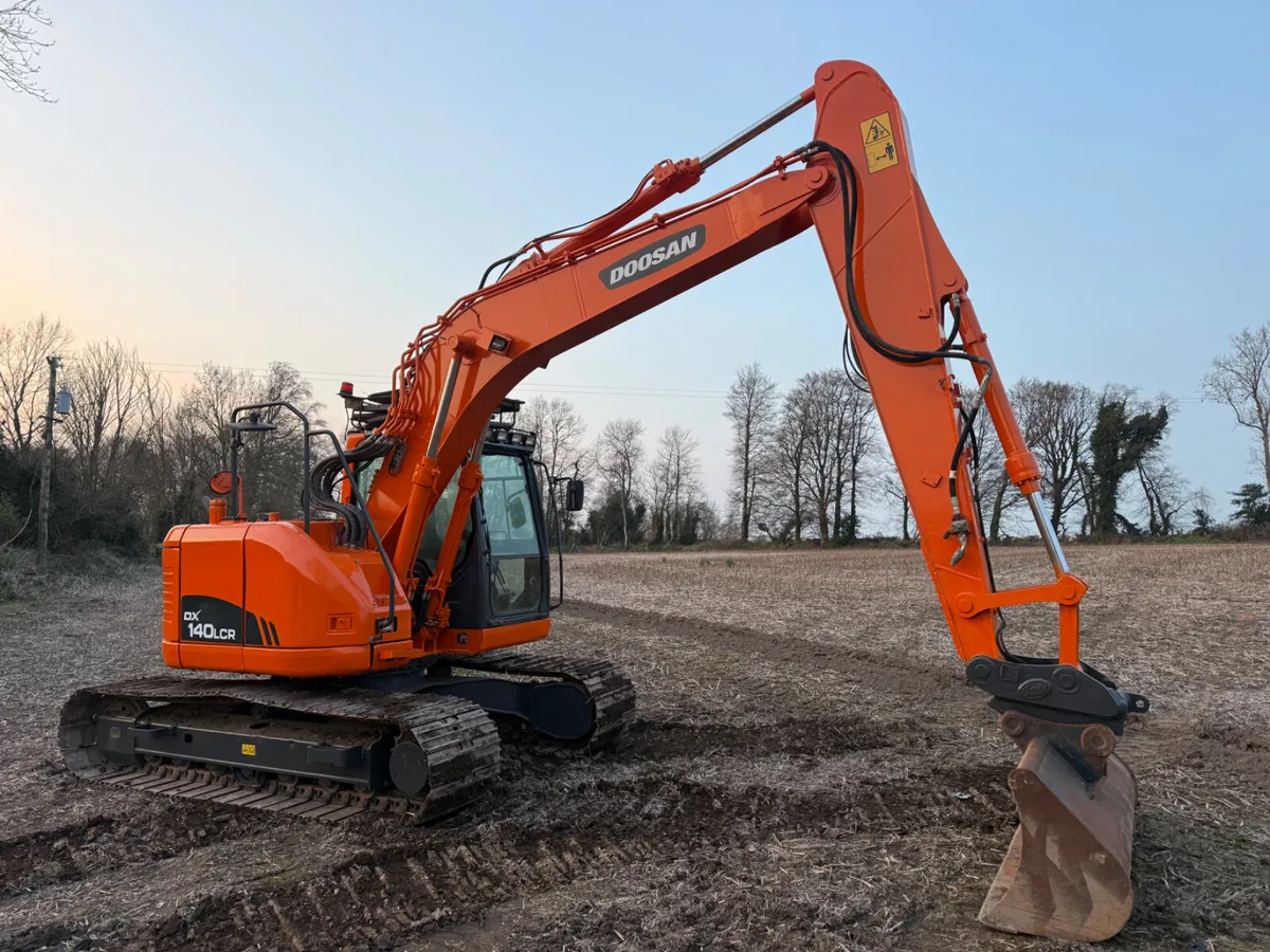 2013 Doosan DX140 Zero swing 7700 hours €29950 - Image 2