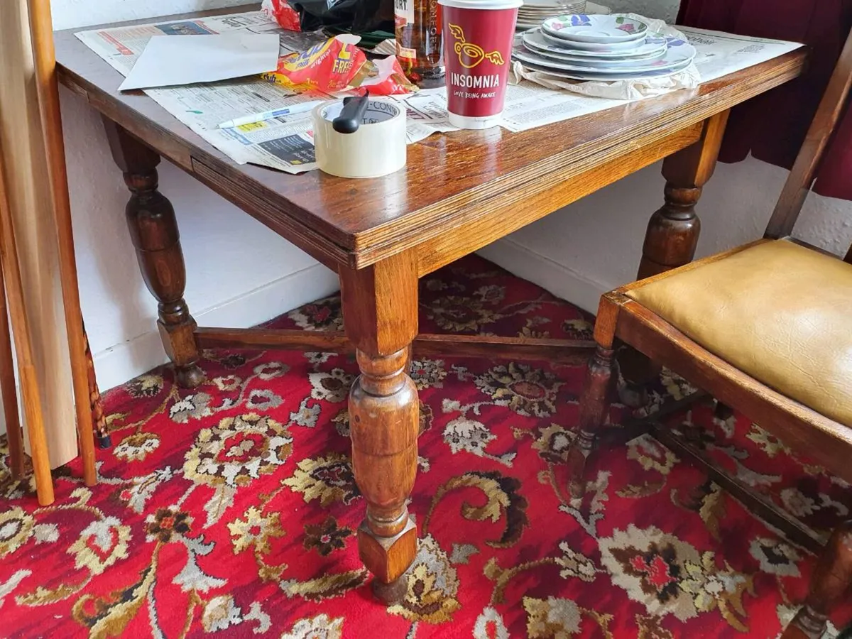 Extending Table & 4 Chairs Dining Room Table - Image 1