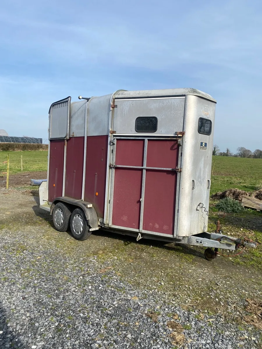 510 Ivor Williams - Image 1