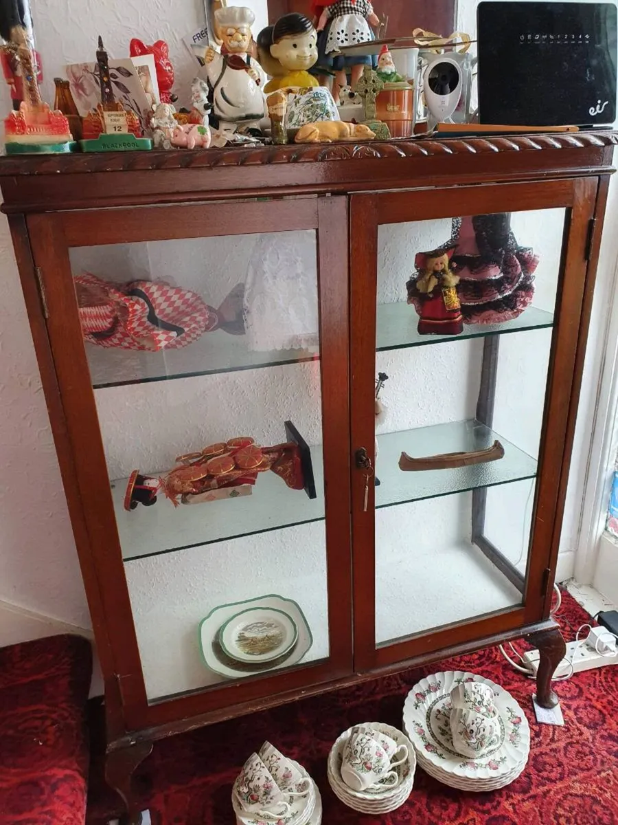 Mahogany Glass Cabinet & 2 Tables - Image 1