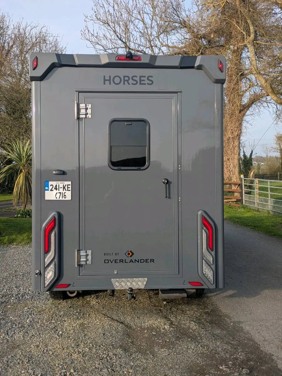 Overlander 2 stall Horsebox - Image 4