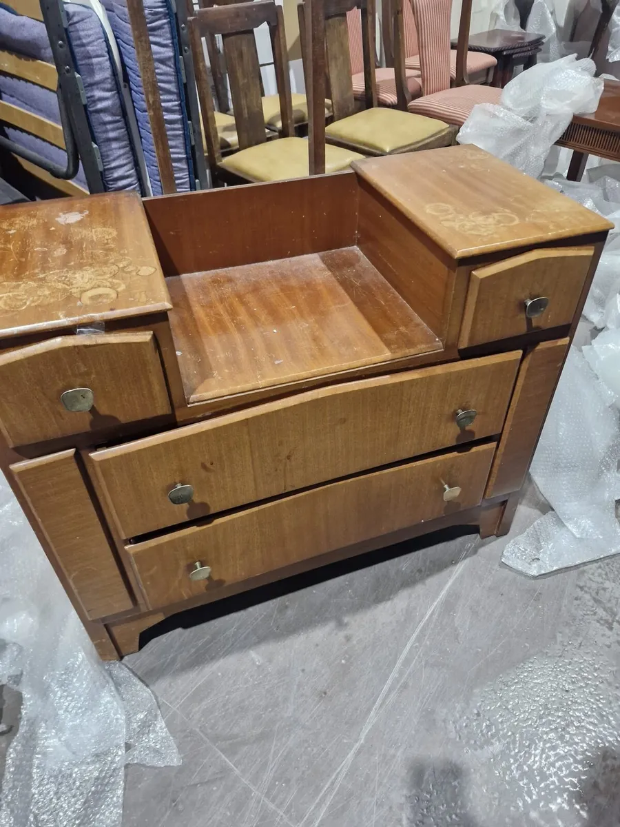 Wardrobe Chest Drawers & Dressing Table - Image 4