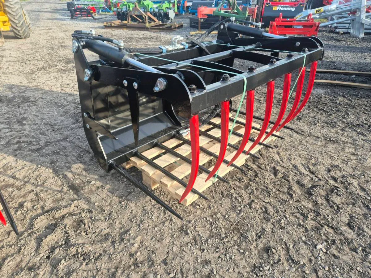 Tine grabs - Image 3