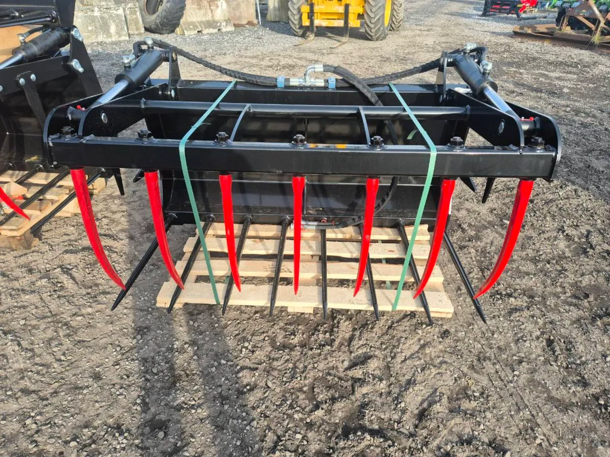 Tine grabs - Image 4