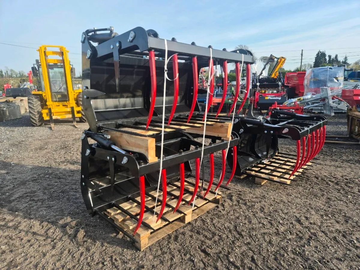 Tine grabs - Image 2