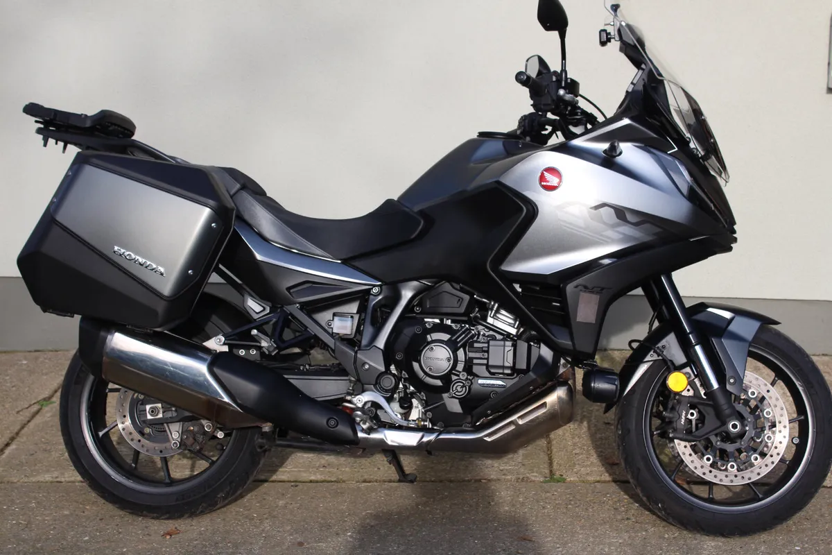 2022 Honda NT1100 DCT - Image 2