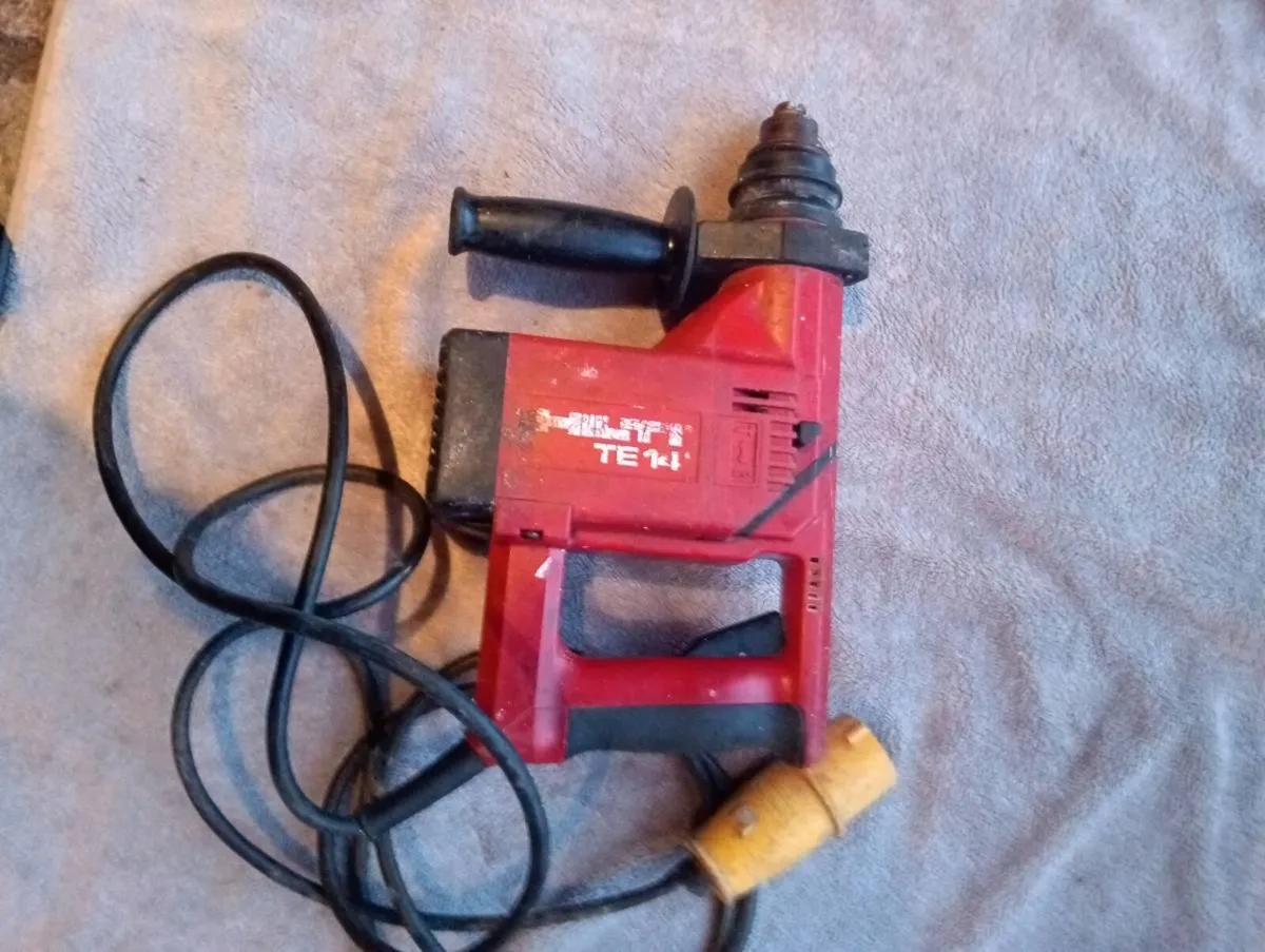 Hilti T14 110v Rotary hammer drill - Image 3
