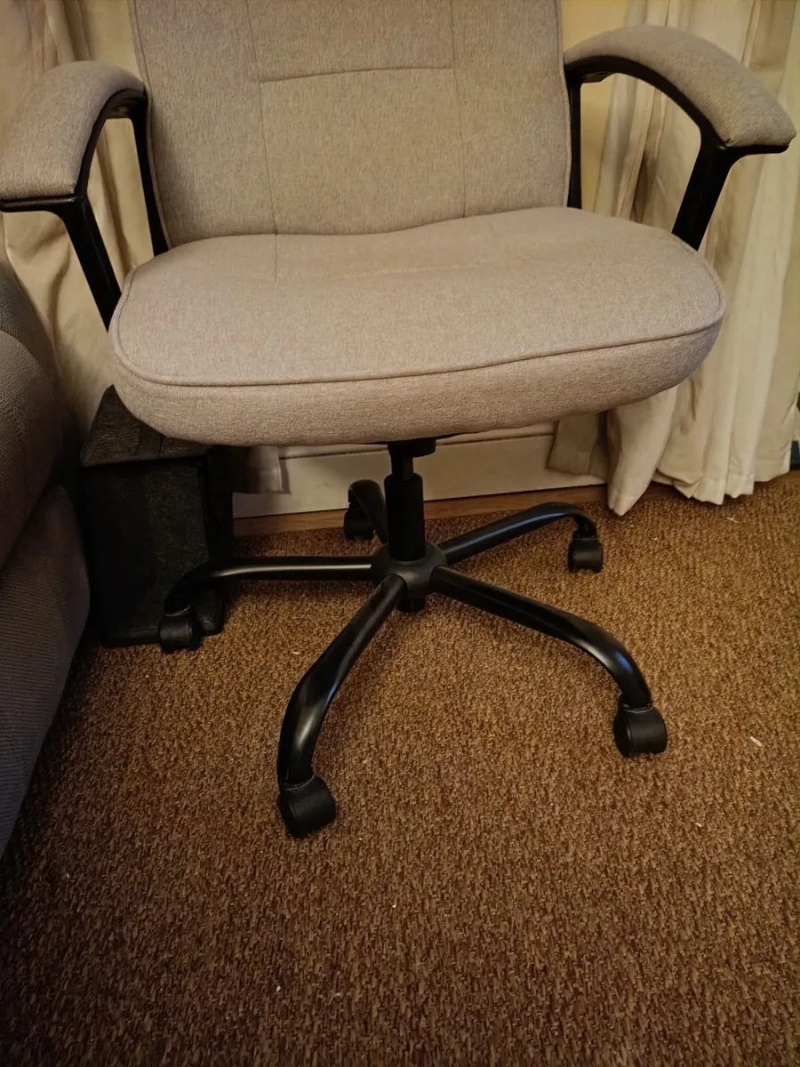 Office Chair - Image 2